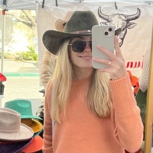 Meet your Posher, Krysta